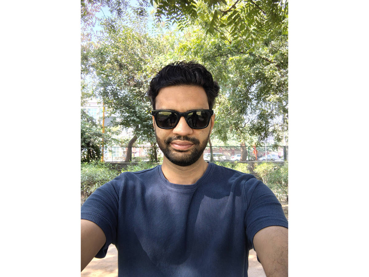 Moto G67 Power selfie shot sample