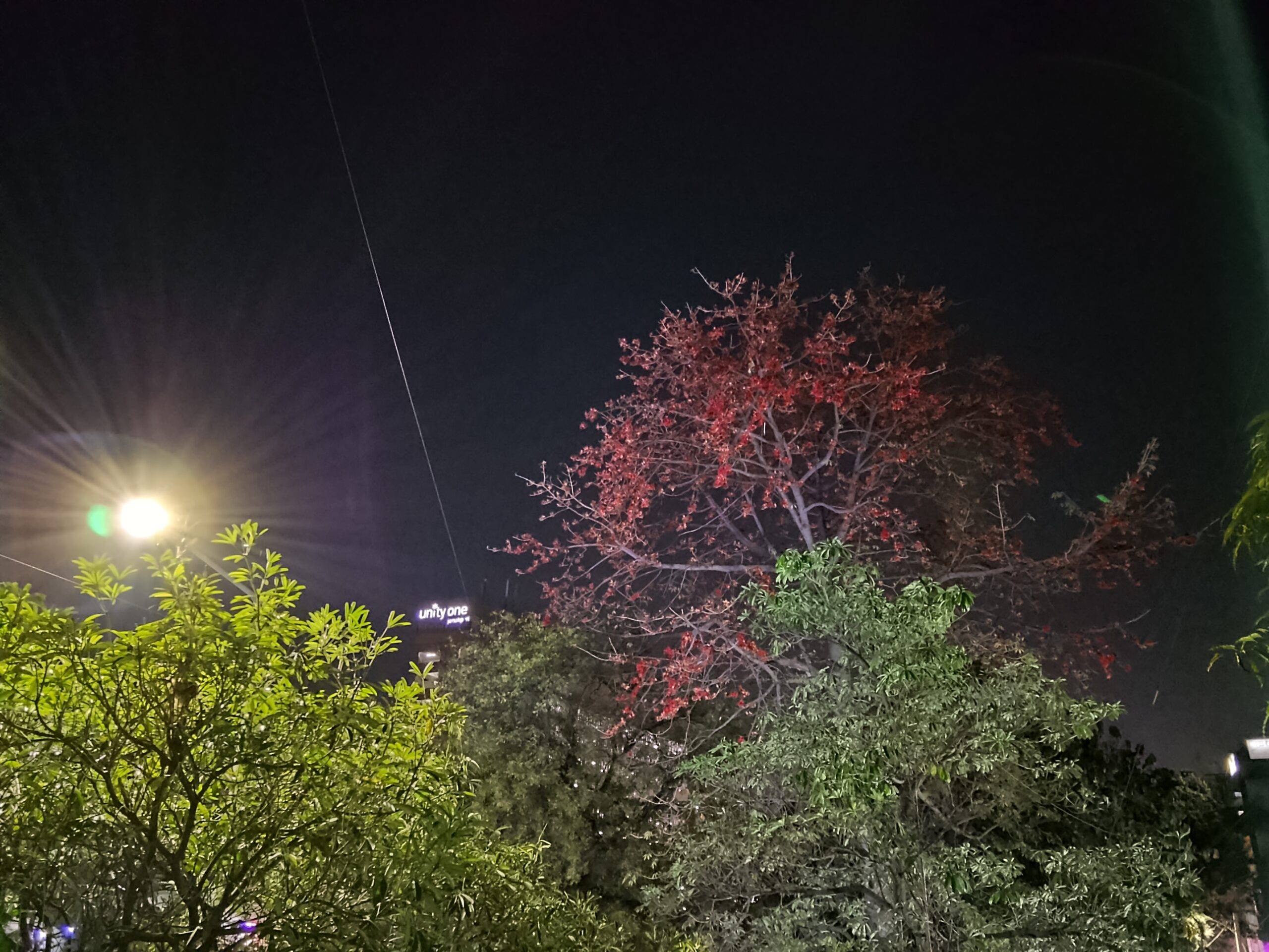 Realme-P4-Lite-4G night