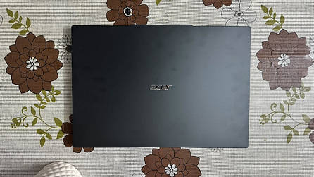 Acer Swift Neo SFN14-55 review: light on the shoulder, long on the clock