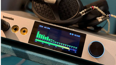 Luxsin X9 review: AI-Tuned Desktop DAC & Amp