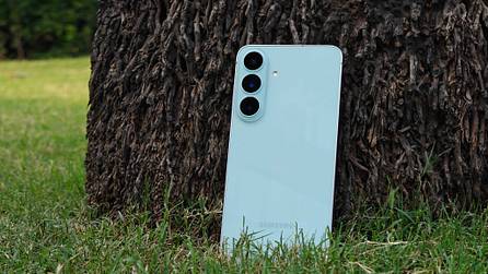 Samsung Galaxy S26 FE review: offering premium experience
