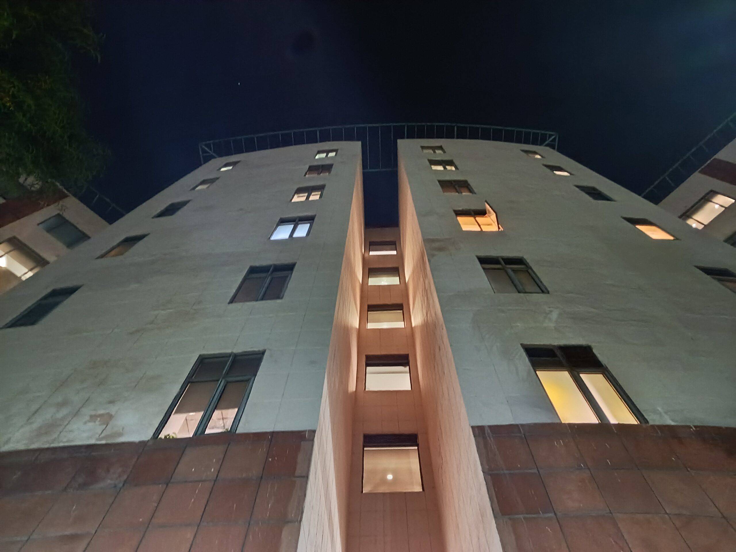 Lava Virat Curve night shot