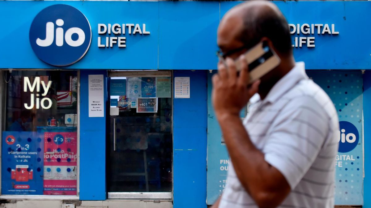 Reliance Jio Adds Over 29 Lakh Mobile Subscribers Before Ambani 5G Service