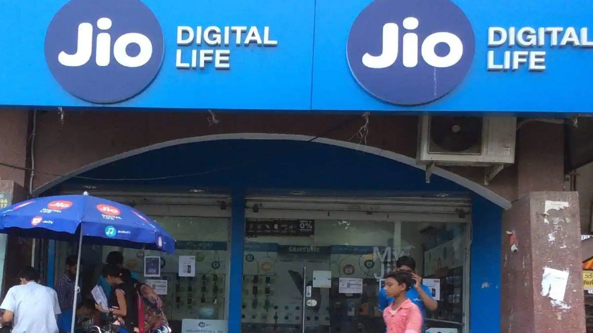 Reliance Jio Adds Over 29 Lakh Mobile Subscribers Before Ambani 5G Service 