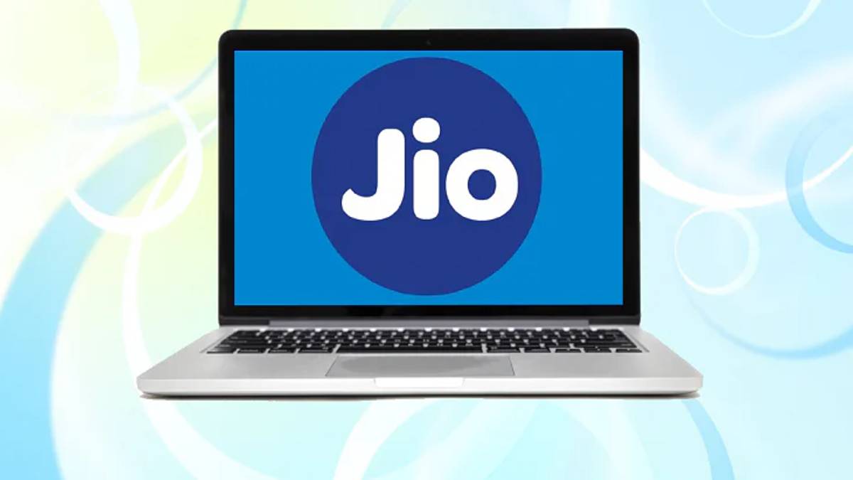 Jio Low Cost Laptop Launch At Rs 15000 With 4G Enabled SIM Reports 