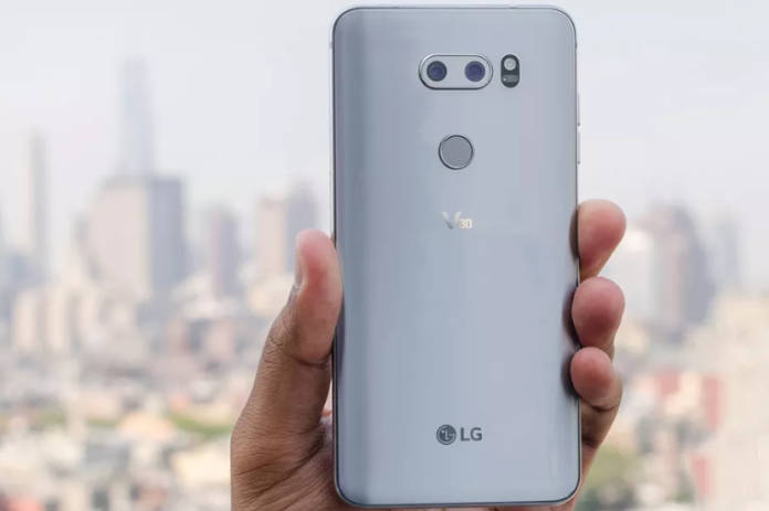 LG V30Fet