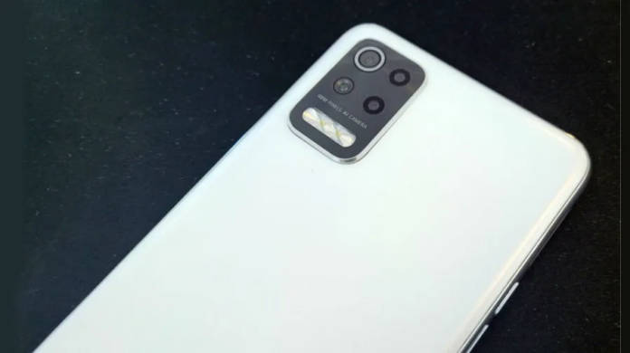 LG Q52
