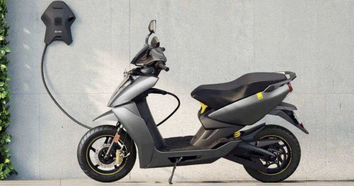 Electric-Scooter-Charging