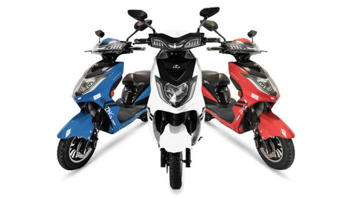 Kinetic Zing HSS E-Scooter 1