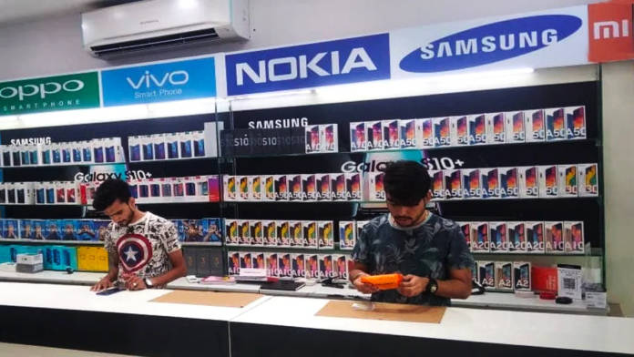 mobile store 1