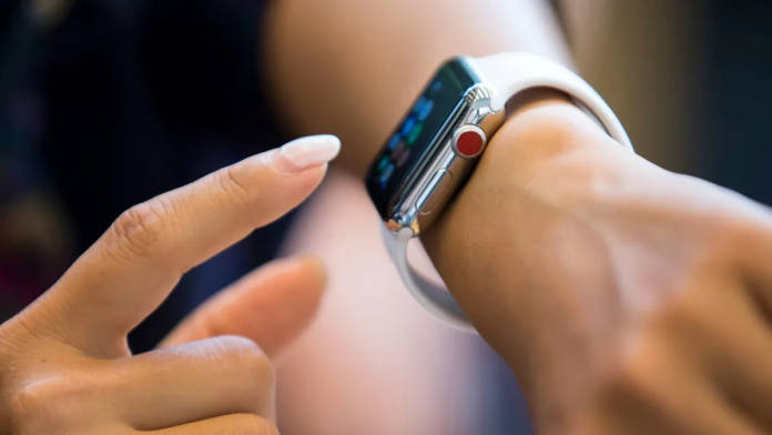 delhi girl saved by apple watch 7 1