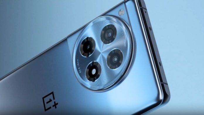 alleged-oneplus-ace-3-pro-schematic-design-render-leaked