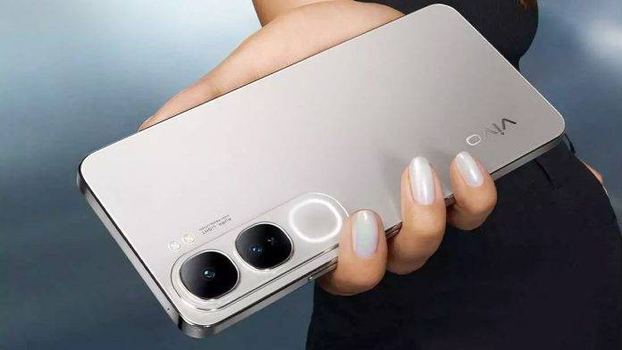 Vivo-Y300-5G-4