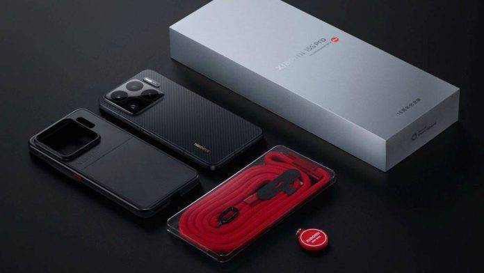Xiaomi-15S-Pro-with-6100mAh-big-battery-Xring-O1-chipset-16GB-RAM-launched-in-China(1)