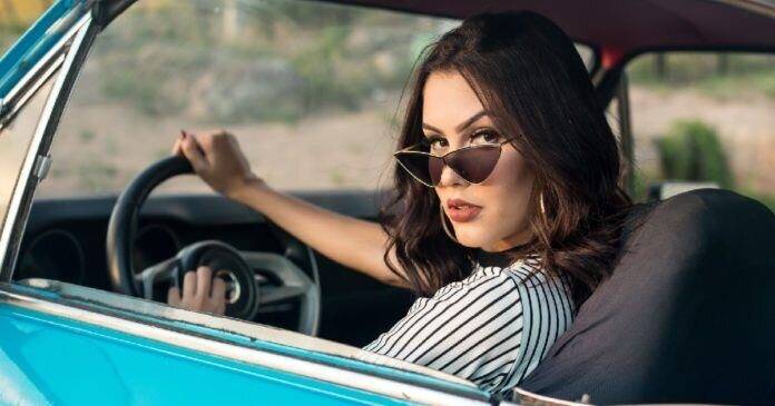 car-driving-licence--696x365
