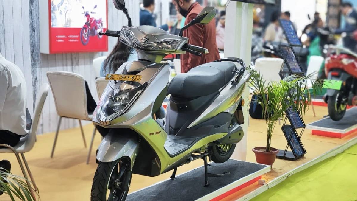 120km range electric scooter evtric ride hs and mighty pro affordable battery scooty launched price top speed sale