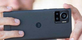 world first 200MP camera phone Moto Edge 30 Ultra launched check price specifications sale details