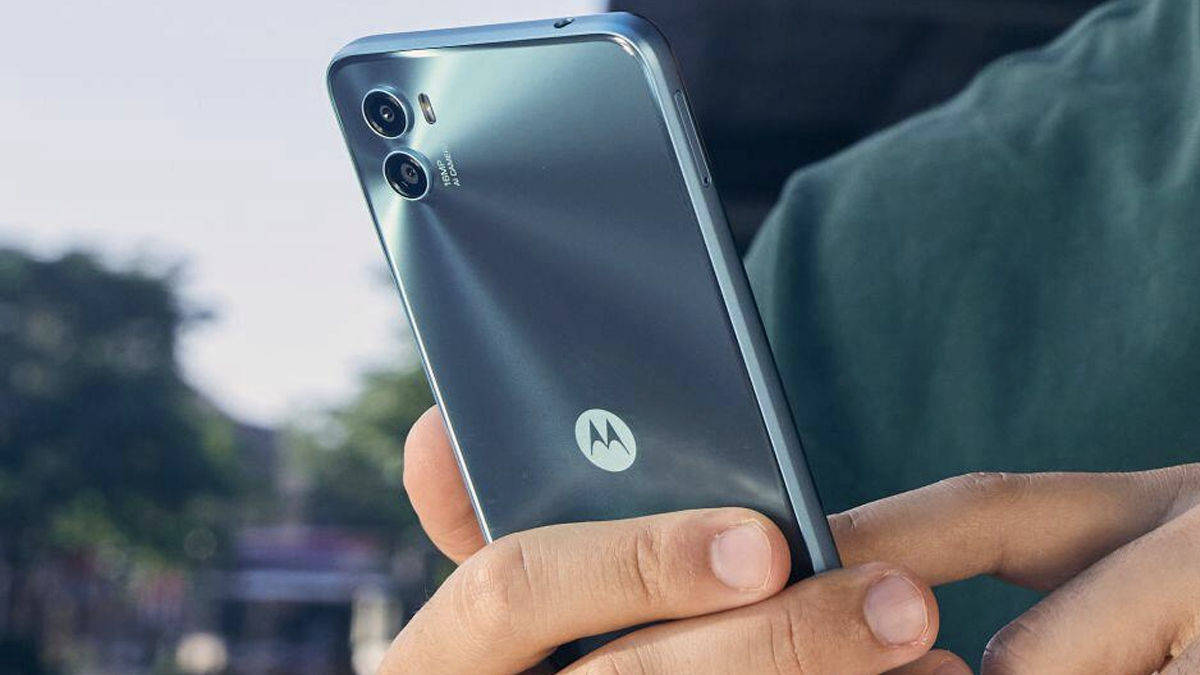 Cheap mobile phone moto e22s launched in india know price specifications motorola budget smartphone