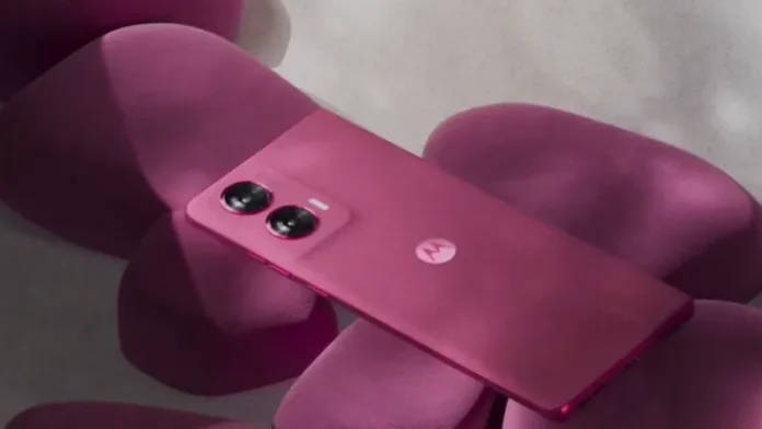 motorola-edge-50-fusion-teaser-video-leaked-see-design-specifications-768x432