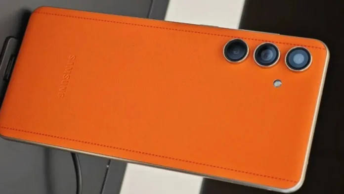 samsung-galaxy-c55-at-offline-stores-1024x576