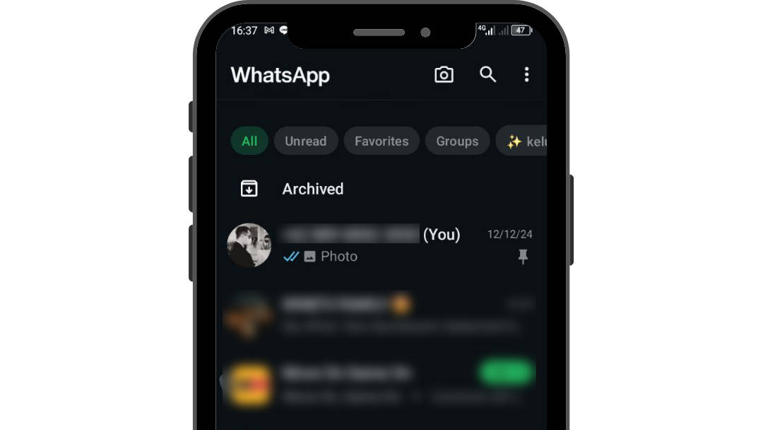 Kini folder Locked Chats sudah tidak muncul pada daftar ruang obrolan.