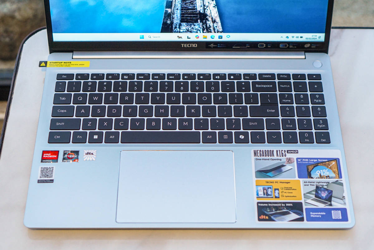 Menjajal Tecno MegaBook K16S, Laptop Rp 6 Juta dengan Layar Lebar