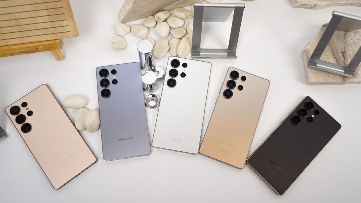 Varian-varian warna pada Galaxy S25 Ultra.