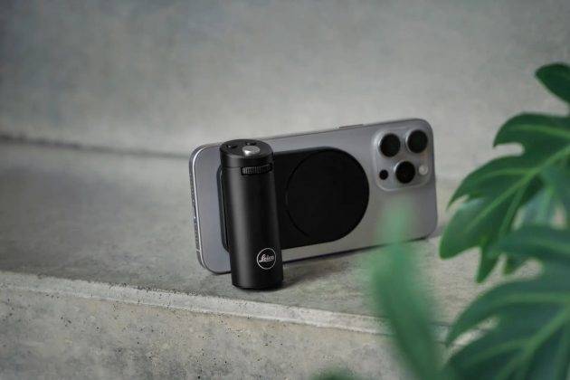Leica Rilis Aksesori Handgrip Kamera untuk iPhone, Harganya Setara Ponsel Menengah