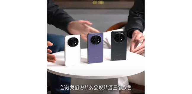 HP Lipat Oppo Find N5 Resmi Unboxing, Bodinya Tipis dan Ringan oppo find n5 unboxing