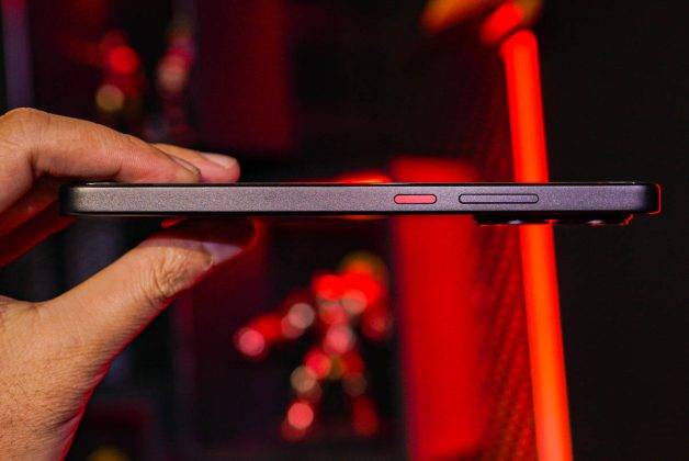 Lebih Dekat dengan Poco X7 Pro Edisi Iron Man, Tampilan dan Antarmukanya Unik