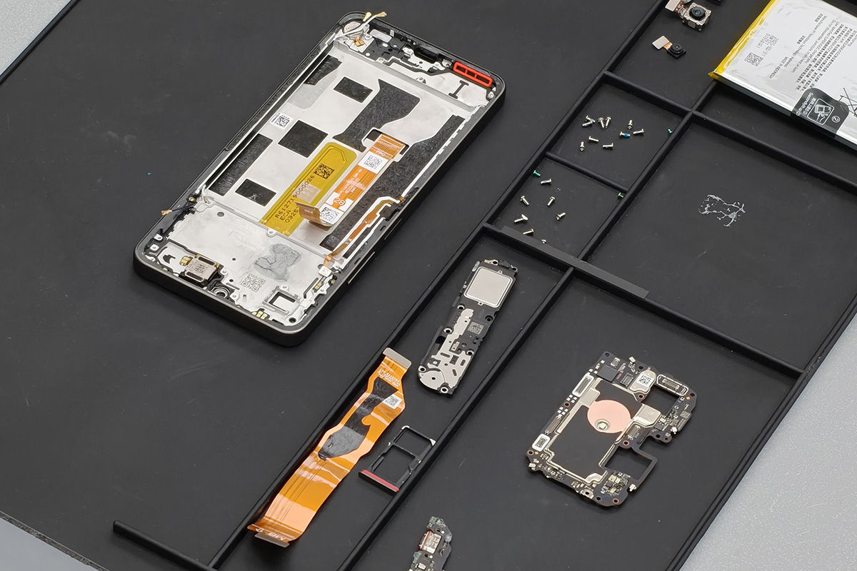 Siap-siap, HP Tangguh Oppo A5 Pro Segera Bisa Dipesan di Indonesia