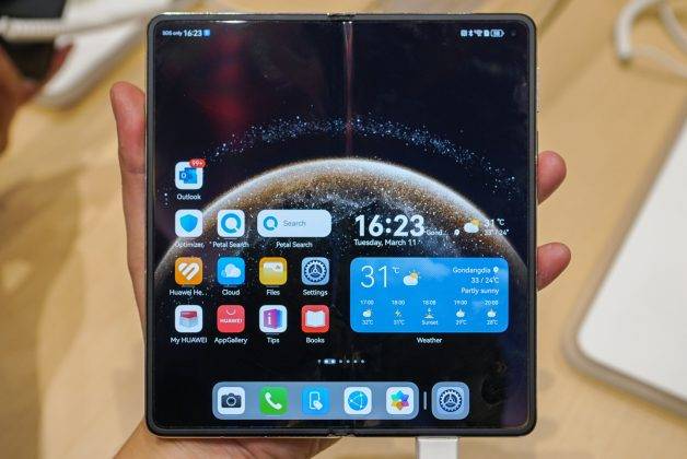 Lebih Dekat dengan Huawei Mate X6, HP Lipat Baru Seharga Rp 25 Juta