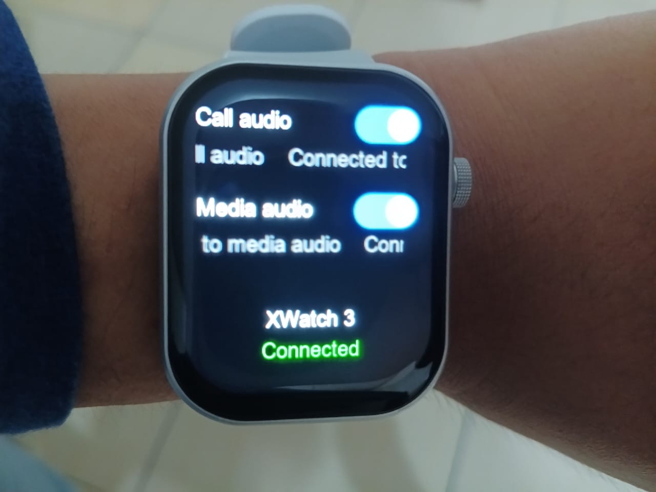 Audio ponsel dapat terhubung dengan smartwatch.