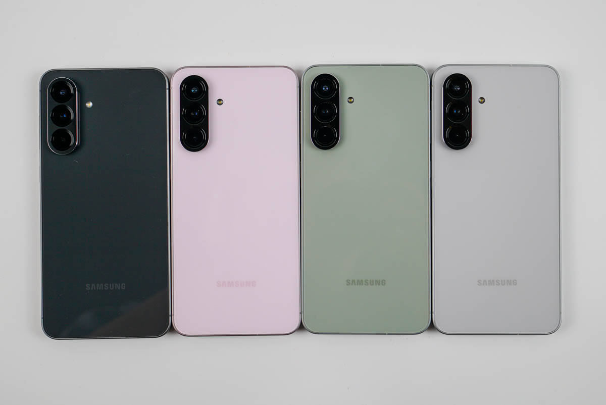 Menggenggam Galaxy A56, Jagoan Baru Samsung di Papan Tengah