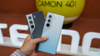 Tecno Camon 40 (kiri), Camon 40 Pro 5G (kanan).