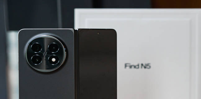 Unboxing Oppo Find N5, HP Lipat Tertipis yang Masuk Indonesia Minggu Depan