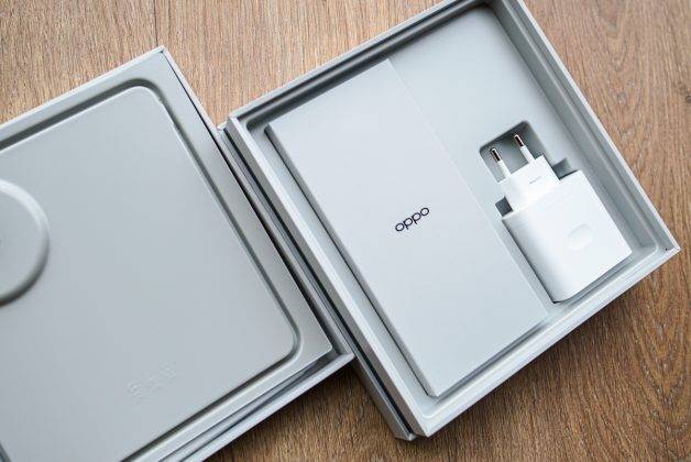 Unboxing Oppo Find N5, HP Lipat Tertipis yang Masuk Indonesia Minggu Depan