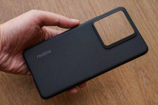 Unboxing Realme GT 7T, HP Gaming dengan Chipset MediaTek Dimensity 8400 Max