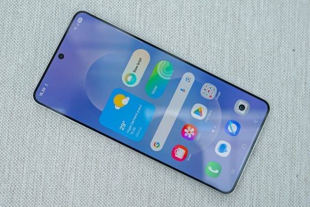 Menjajal Samsung Galaxy S25 Edge, Ternyata Bodinya Setipis Ini
