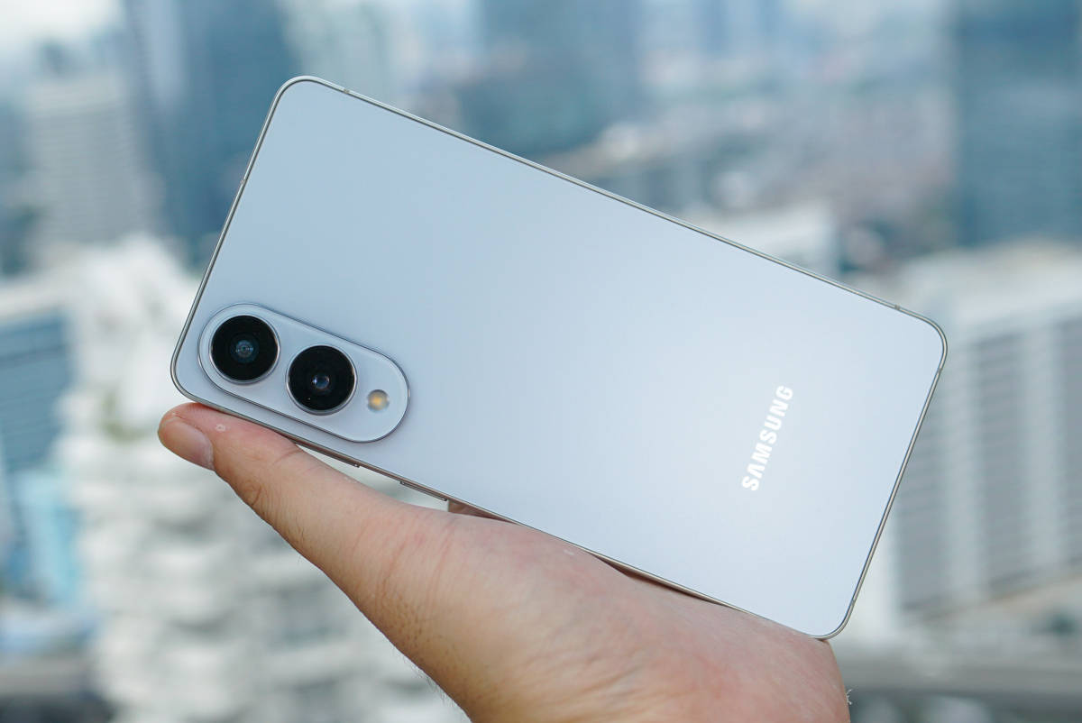 Menjajal Samsung Galaxy S25 Edge, Ternyata Bodinya Setipis Ini