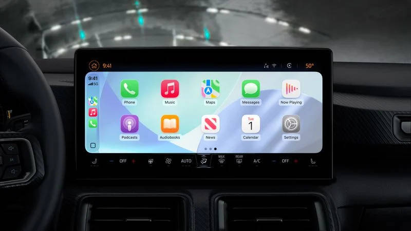 CarPlay juga mendapatkan peningkatan fitur.