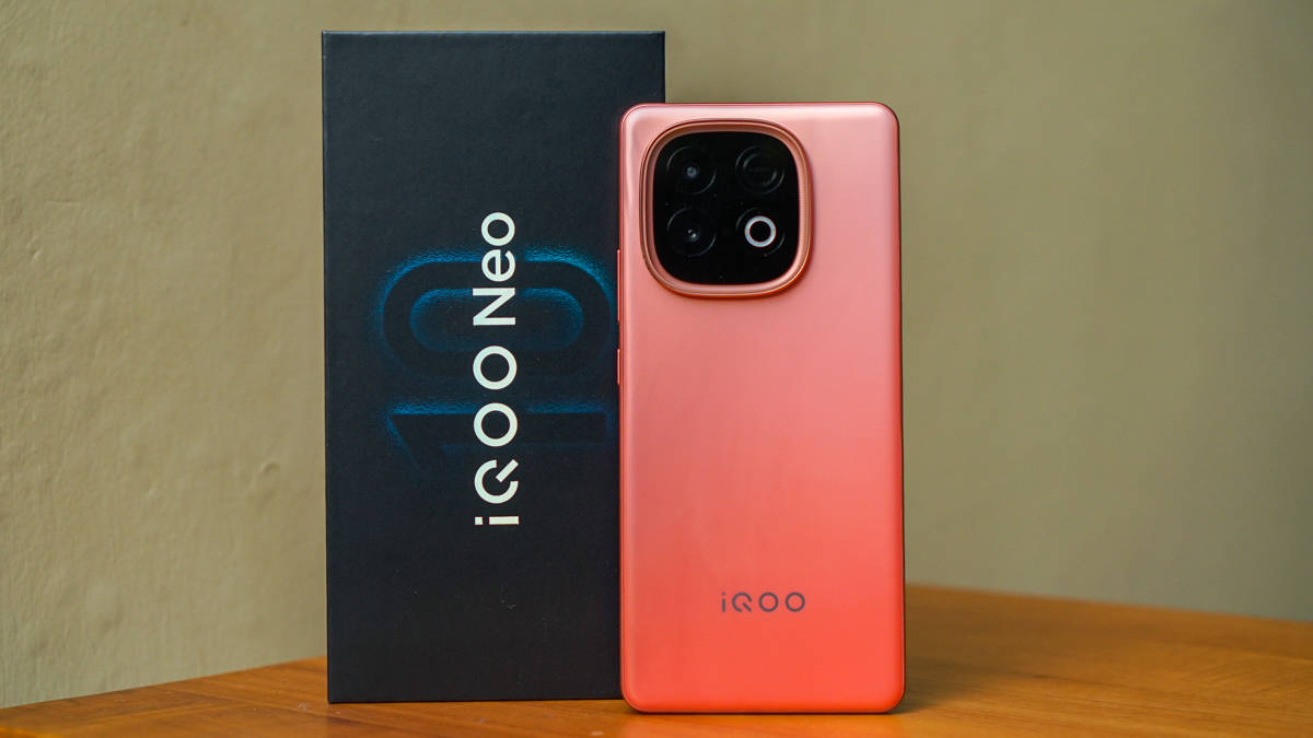 Unboxing iQoo Neo 10, HP Snapdragon 8s Gen 4 Rp 5 Jutaan