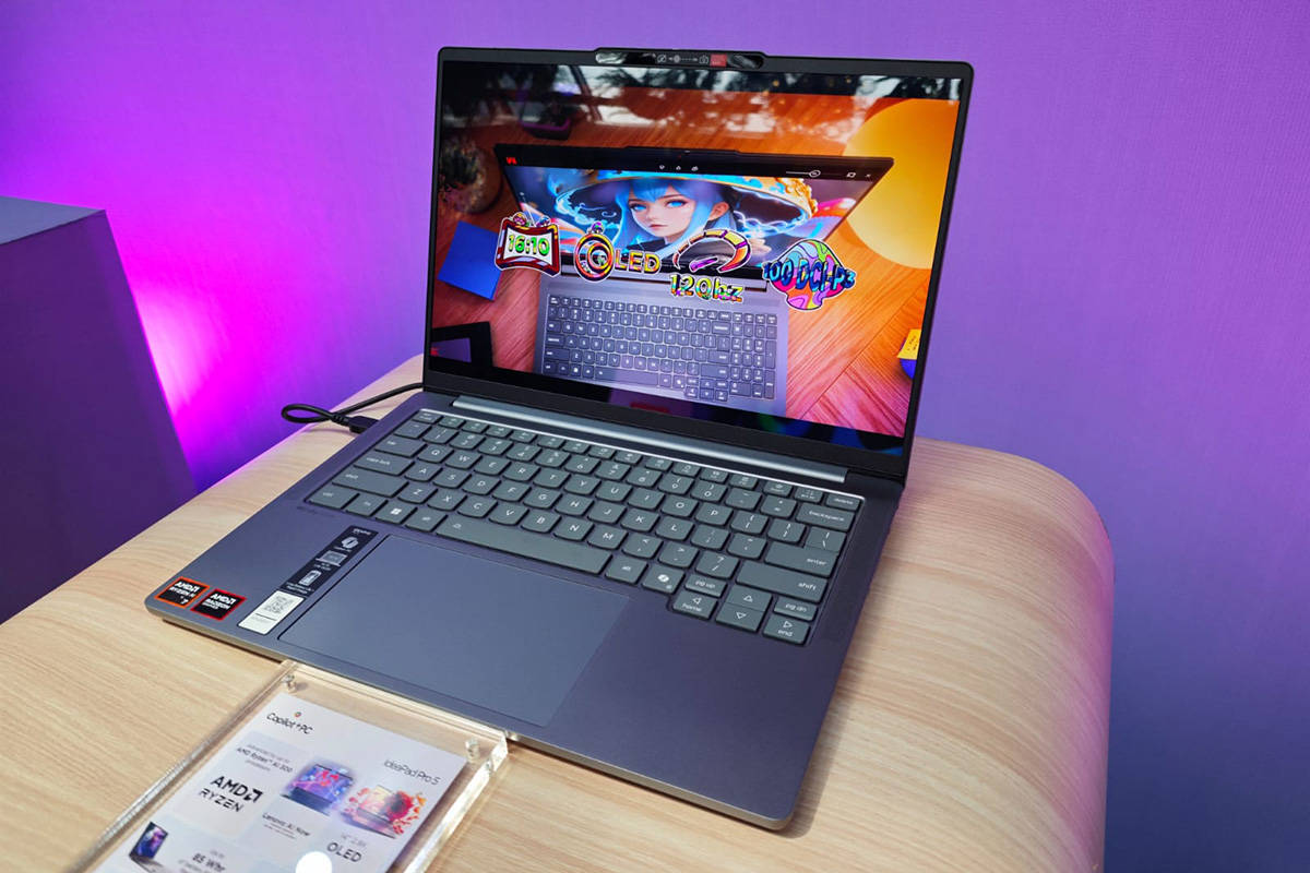 Lenovo Indonesia Luncurkan Jajaran Laptop AI Terbaru dengan Prosesor AMD Ryzen 300 Series