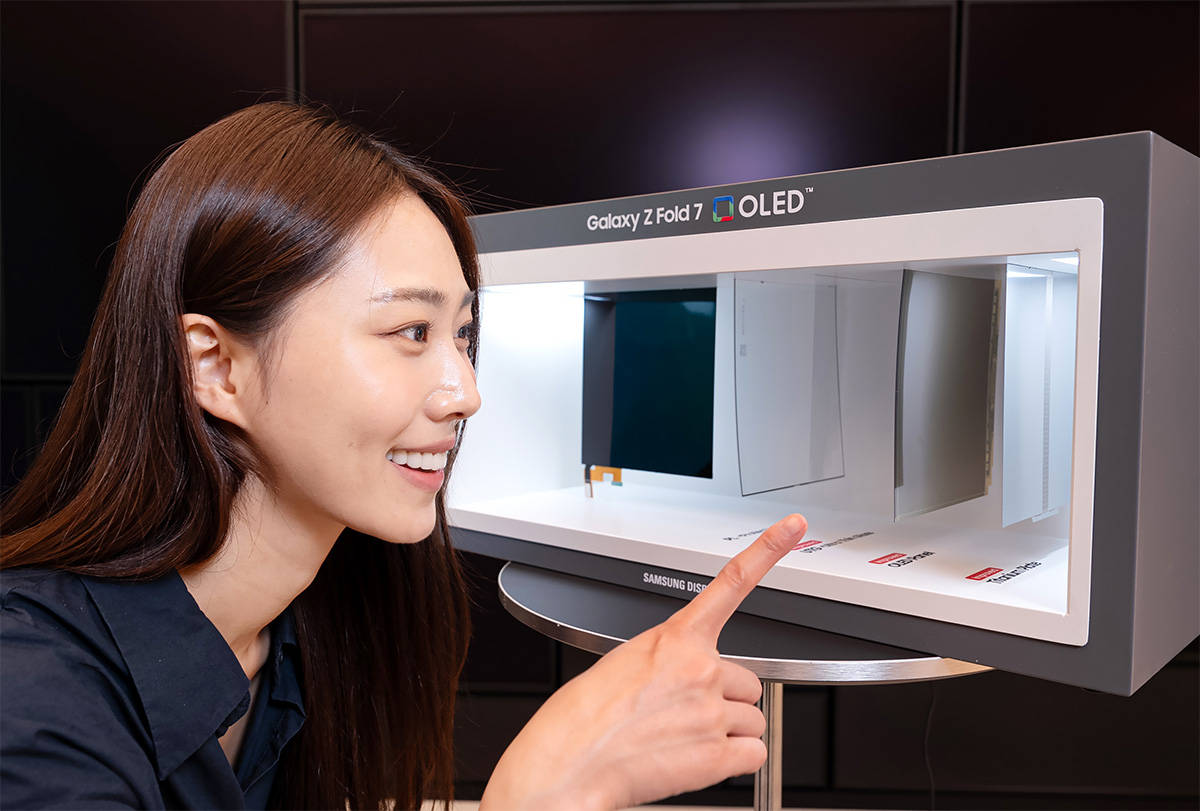 Layar Samsung Galaxy Z Fold 7 Bisa Dilipat 500.000 Kali, Tahan 10 Tahun
