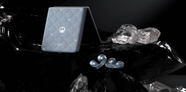 Motorola Perkenalkan HP Lipat Razr Edisi Brilliant Bertabur Kristal Swarovski Motorola Rilis HP Lipat Razr Bertabur Kristal Swarovski, Begini Tampilannya