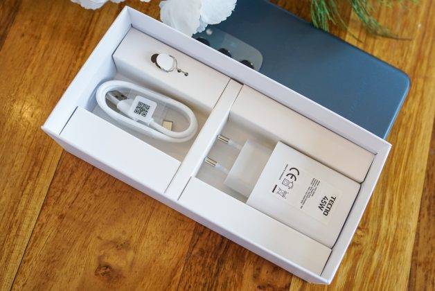 Tecno Spark 40 Pro Plus: Harga Rp 2 Jutaan, Bodi Ramping, Layar Curved, Wireless Charging