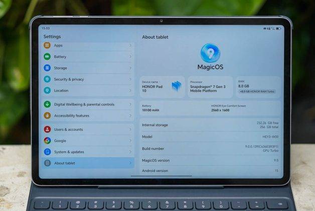 Smart Bluetooth Keyboard