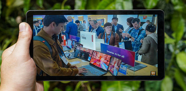 Menggenggam Honor Pad X7, Tablet Murah untuk Nonton