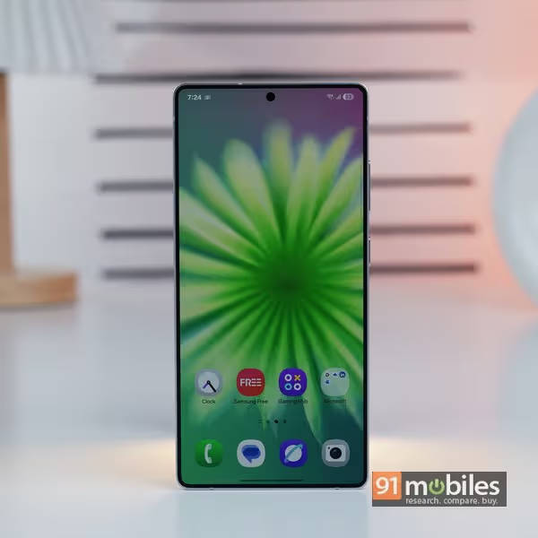 Bagian layar Galaxy S25 Ultra.