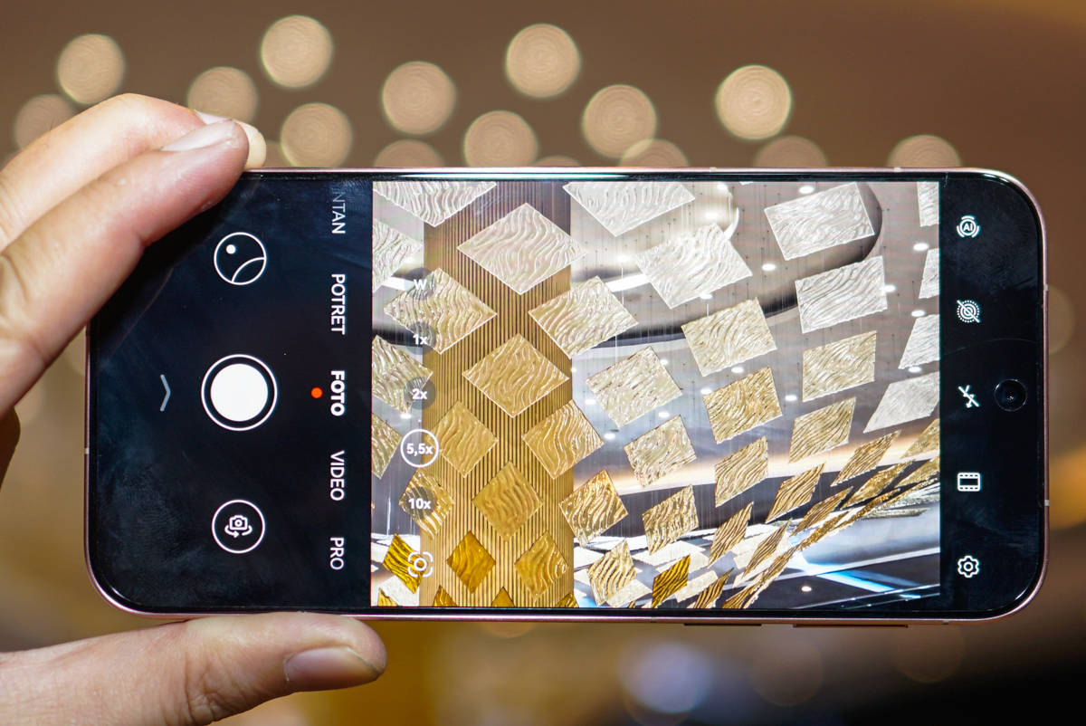 Menggenggam Huawei Pura 80, HP Flagship Berkamera Periskop Zoom 5x